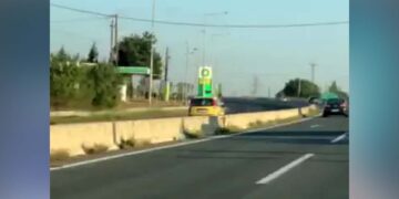 Απίστευτο! ΙΧ αυτοκίνητο πήγαινε…ανάποδα στο κλειστό δρόμο Κοζάνης-Πτολεμαϊδας – Συνελήφθη η οδηγός (Βίντεο)