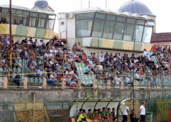 Πτολεμαΐδα: Ο κόσμος του “Εορδαϊκού” γέμισε τις κερκίδες – Θερμό “ευχαριστώ” από την ομάδα