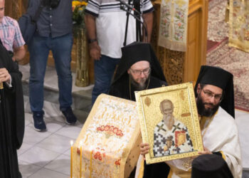 Πανηγυρικός Πολυαρχιερατικός Εσπερινός στη Φλώρινα για τη μνήμη του Αγίου Ειρηναίου