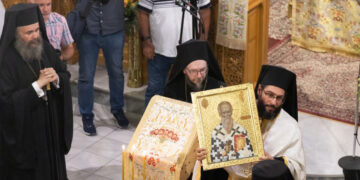 Πανηγυρικός Πολυαρχιερατικός Εσπερινός στη Φλώρινα για τη μνήμη του Αγίου Ειρηναίου