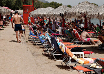 Εργαζόμενοι στον τουρισμό καταγγέλουν συνθήκες γαλέρας και εξαθλίωσης