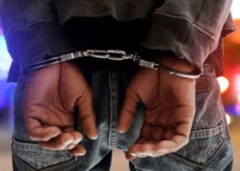 Άσκοποι πυροβολισμοί τα ξημερώματα στην Πτολεμαΐδα – Συνελήφθη 49χρονος