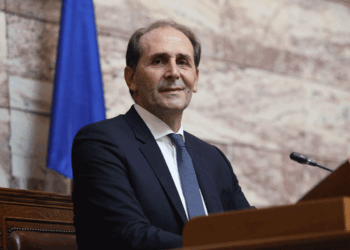 Πέθανε από ανακοπή καρδιάς σε ηλικία 59 ετών ο Απόστολος Βεσυρόπουλος