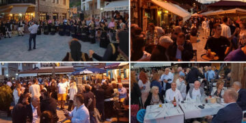 Το αδιαχώρητο στη Βλαστη, στο γλέντι στην πλατεία μετά τον Τρανό Χορό (Φωτογραφίες)