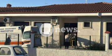 Αιματηρό επεισόδιο στο Άργος Ορεστικό – Αλλοδαπός μαχαίρωσε 23χρονο