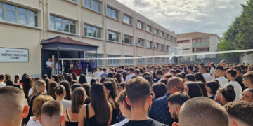 Επίσημη πρώτη και αγιασμός για το Δημόσιο Ωνάσειο Λύκειο Κοζάνης