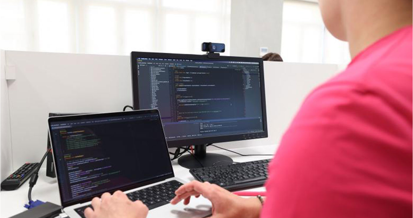 Δημόσιοι υπάλληλοι: Διπλή αύξηση στο εισόδημα μέσω μισθολογίου και φοροελαφρύνσεων