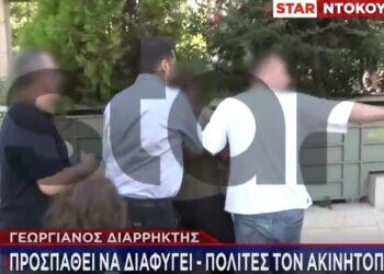 Αδιανόητο: Διάρρηξη σπιτιού μπροστά στις κάμερες – Τον ακινητοποίησαν ρεπόρτερ & πολίτες (video)