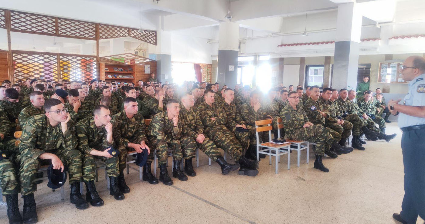 Οι νεοσύλλεκτοι στα Γρεβενά ενημερώθηκαν και ευαισθητοποιήθηκαν για την οδική ασφάλεια