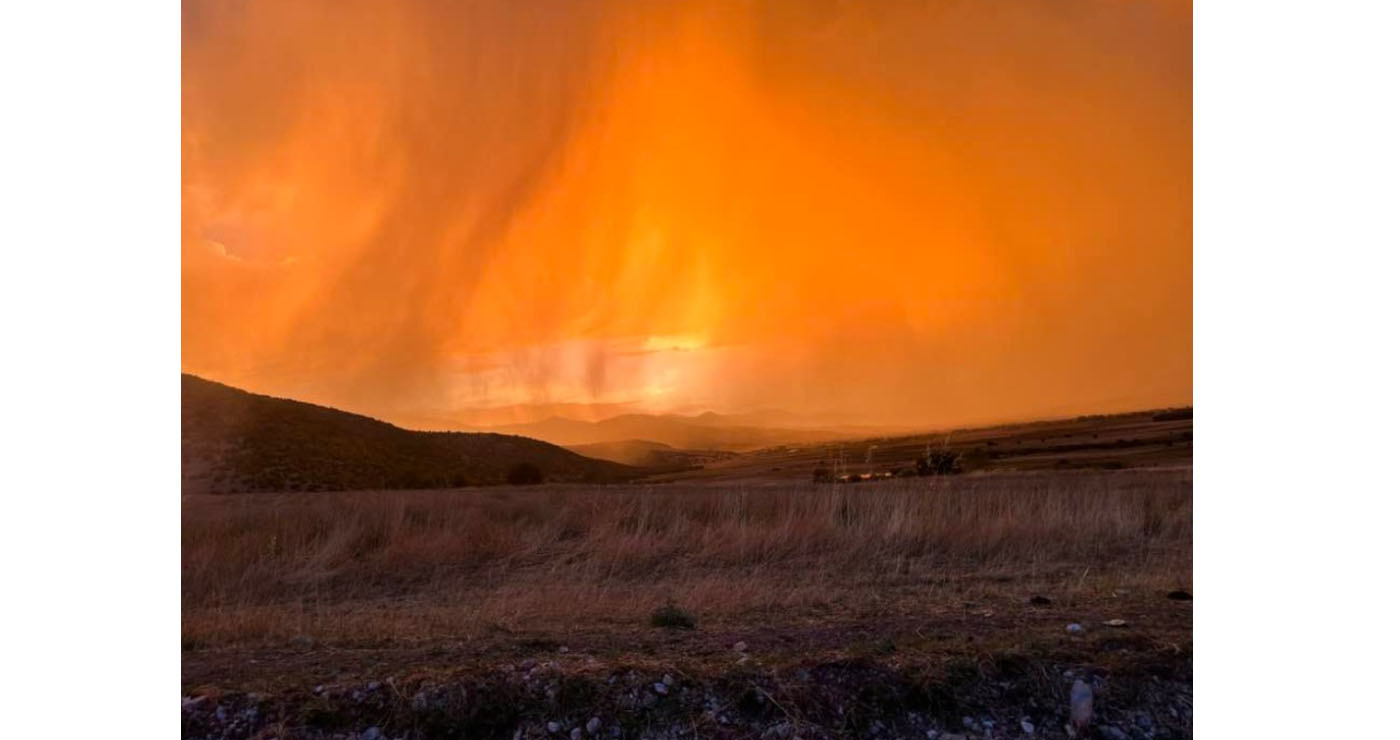 Μαγευτικά χρώματα στον ουρανό της Εορδαίας (Φωτογραφία)