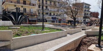 Κοζάνη: Παράπονα για την Πλατεία Λασσάνη – Απουσιάζουν βασικές υποδομές για ΑμεΑ