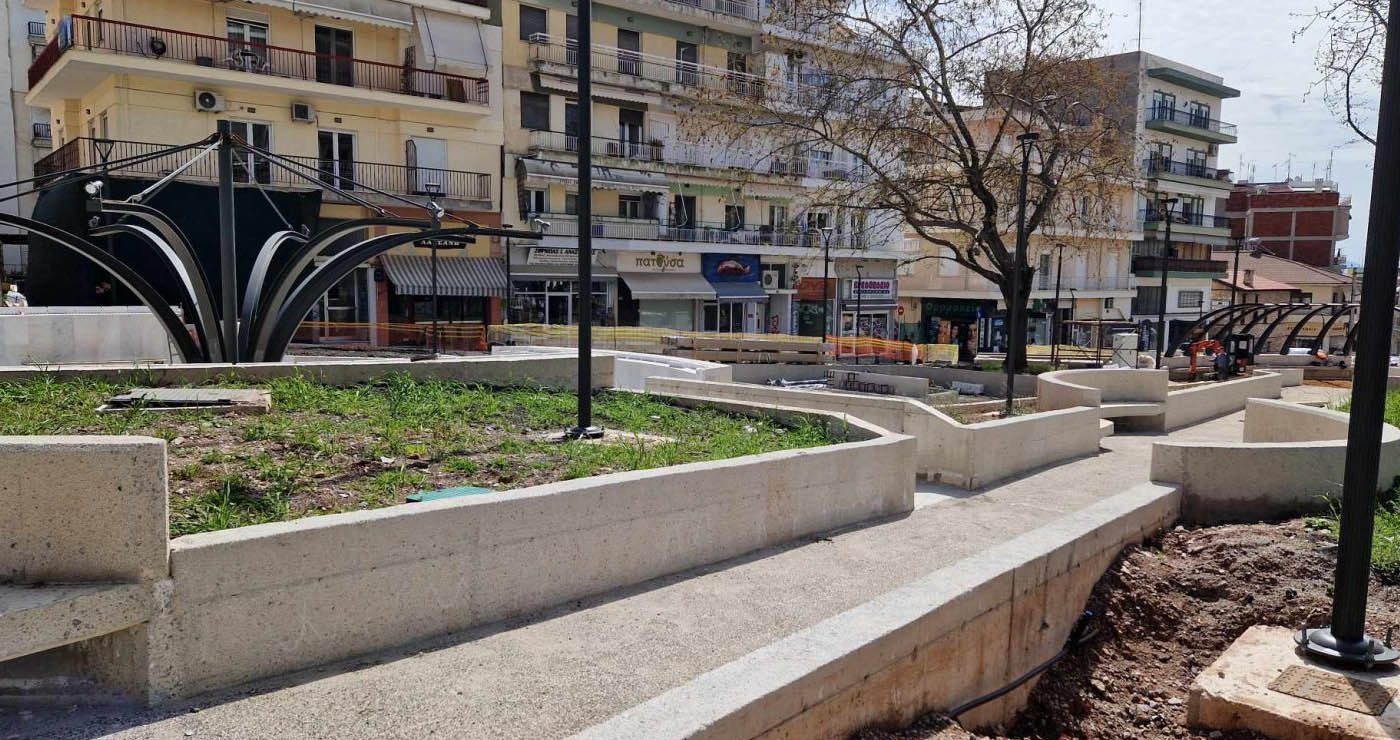Κοζάνη: Παράπονα για την Πλατεία Λασσάνη – Απουσιάζουν βασικές υποδομές για ΑμεΑ