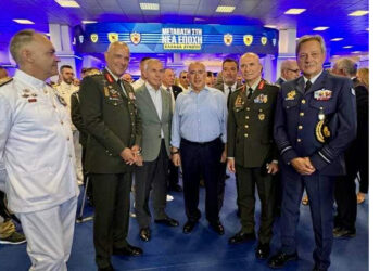 Με τους Αρχηγούς των επιτελείων των Ένοπλων Δυνάμεων ο Μιχάλης Παπαδόπουλος στη ΔΕΘ