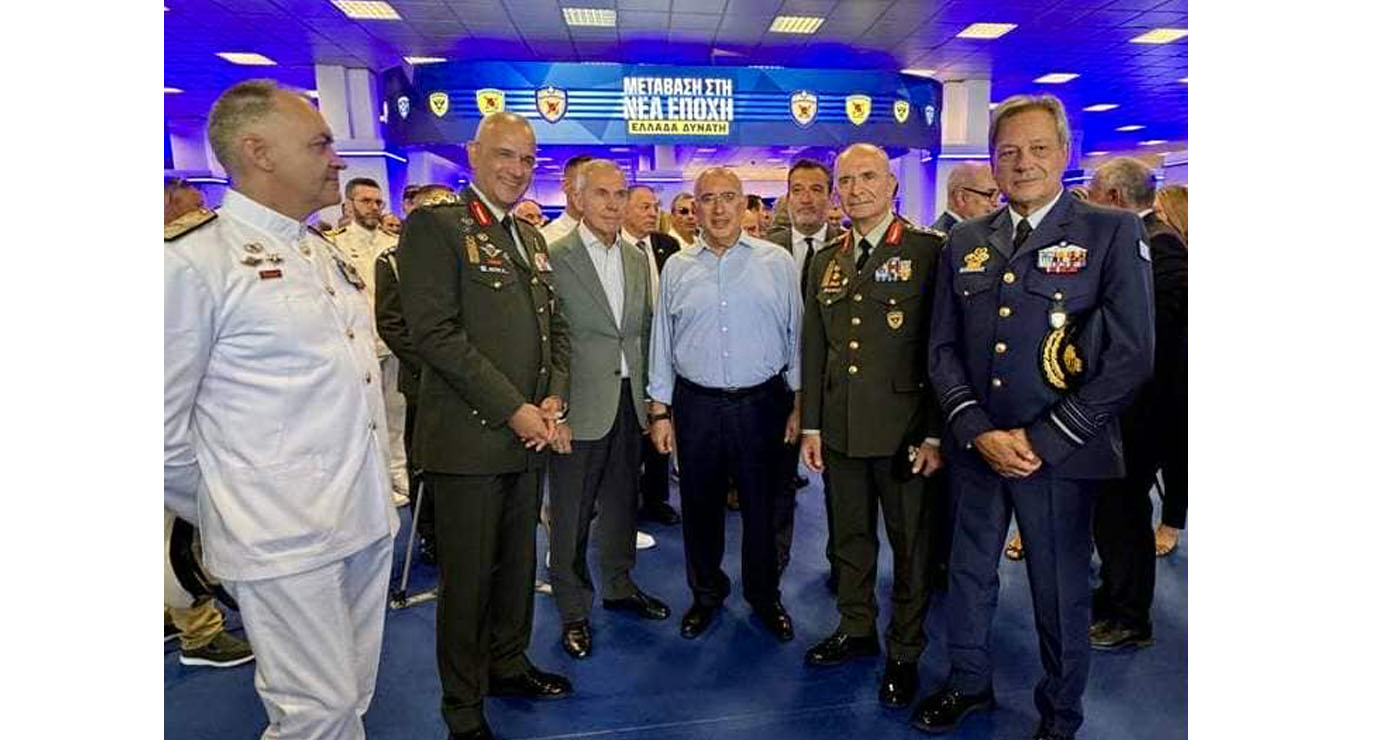 Με τους Αρχηγούς των επιτελείων των Ένοπλων Δυνάμεων ο Μιχάλης Παπαδόπουλος στη ΔΕΘ