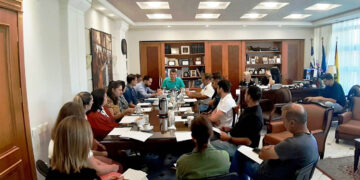 Παίρνει “ανάσα” η Καστοριά: Αυτά είναι τα μεγάλα έργα αξίας 25.900.000 ευρώ  – Σύσκεψη στο γραφείο Σαββόπουλου