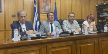 Μαζικά «ΟΧΙ» στην καύση απορριμμάτων- Τελική απόφαση τη Δευτέρα για το Περιφερειακό Συμβούλιο