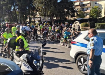 Κοζάνη: Μαθήματα κυκλοφοριακής αγωγής σε παιδιά με ποδήλατα από την Τροχαία