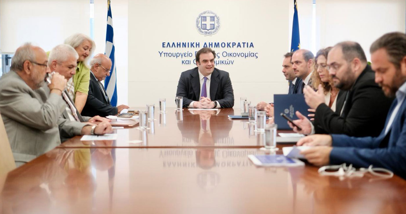Μηδενικός φόρος για εισόδημα έως 20.000 ευρώ σε πολύτεκνους μισθωτούς και ελεύθερους επαγγελματίες