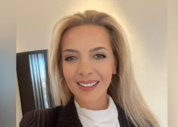 Πόπη Σεμερτζίδου: Δεσμεύονται από την Αρχή Ferrari, Porcshe, 30 αυτοκίνητα και 11 ακίνητα