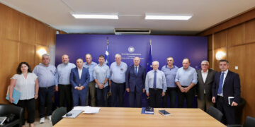 Τσιάρας: Κίνδυνος lockdown – Σύσκεψη με Περιφερειάρχες για την ευλογιά – Σχέδιο 10 ημερών με σταθμούς απολύμανσης