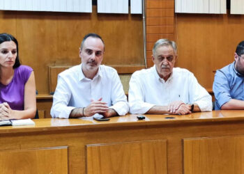 Κλιμάκιο του ΠΑΣΟΚ από την Πτολεμαΐδα: «Όχι» στην καύση – Κριτική στην κυβέρνηση για 60% κενά σε αναπληρωτές και στην ΠΕ Κοζάνης