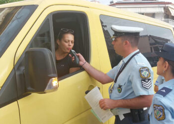 Συντονισμένοι έλεγχοι της Τροχαίας Πτολεμαΐδας σε σχολικά λεωφορεία με την έναρξη της νέας σχολικής χρονιάς (Βίντεο + Φώτο)