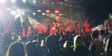 Γέμισε το Ανοιχτό Θέατρο Ποντοκώμης στη μεγάλη συναυλία του Γιάννη Χαρούλη (Βίντεο+Φώτο)