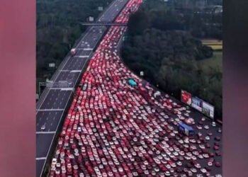 Κίνα: Το μεγαλύτερο μποτιλιάρισμα όλων των εποχών – Πόσες ώρες κράτησε (Βίντεο)