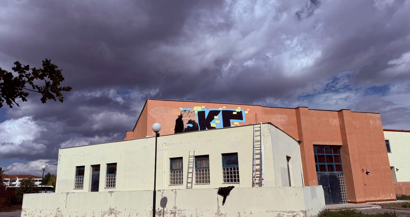 Μουσικό Σχολείο Πτολεμαΐδας: Καλύφθηκαν τα γκράφιτι