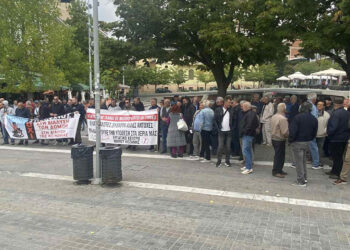 Κοζάνη: Μικρή απεργιακή συγκέντρωση, μεγάλα αιτήματα