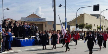 Δείτε LIVE την παρέλαση για τα Ελευθέρια της Πτολεμαΐδας (Πολλές φωτογραφίες)