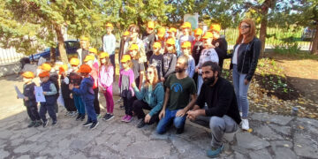 Οι μικροί μαθητές της Ασβεστόπετρας δημιούργησαν σχολικό κήπο με χαμηλό αποτύπωμα άνθρακα (Βίντεο+Φώτο)