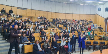 Θερμή Υποδοχή στους Πρωτοετείς Φοιτητές του Τμήματος Διοικητικής Επιστήμης και Τεχνολογίας