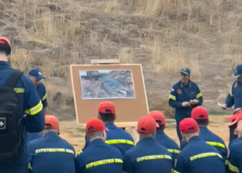 Εκπαιδευτική δράση δόκιμων πυροσβεστών: Η αντιμετώπιση μιας πυρκαγιάς