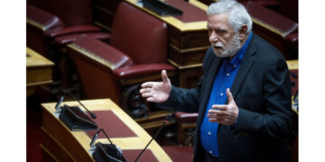 Παραίτηση Τσίπρα: Ο Δρίτσας παίρνει την βουλευτική έδρα και εντάσσεται στη Νέα Αριστερά