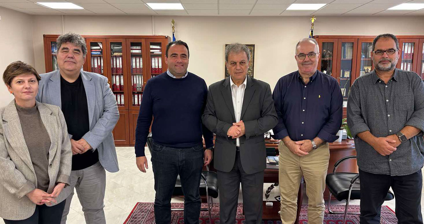 Χρηματοδότηση δράσεων ζήτησαν οι εκτροφείς γουνοφόρων ζώων από τον Περιφερειάρχη