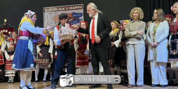 Πτολεμαΐδα: Συγκίνηση στην επετειακή παράσταση της Θρακικής Εστίας για τον ξεριζωμό του ’22