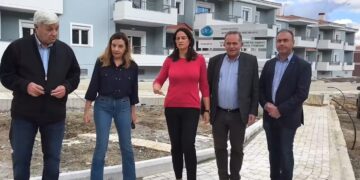 Πολύπαθες Εργατικές κατοικίες Γρεβενών: Θα παραδοθούν προς χρήση τους πρώτους μήνες το 2026, δήλωσε η Υπουργός Εργασίας (video)