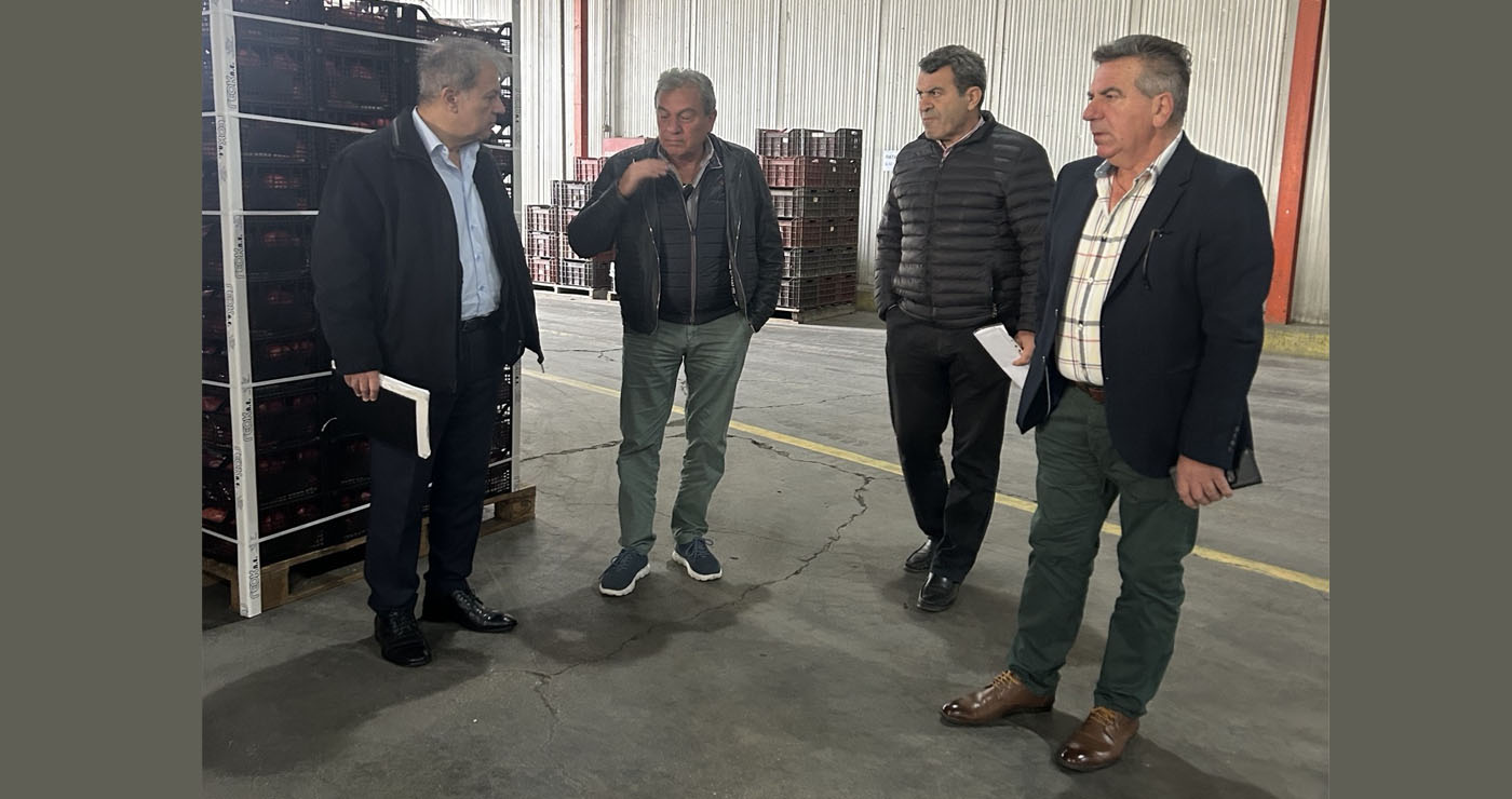 Επίσκεψη Αμανατίδη στη ΓΕΟΚ Καστοριάς: Πρόβλημα για τους μηλοπαραγωγούς τα ακραία καιρικά φαινόμενα