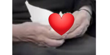 “ΦΟΡΟ ΤΙΜΗΣ” στην Τρίτη Ηλικία, αποτίνει η σημερινή Παγκόσμια Ημέρα των Ηλικιωμένων! (της Κούλας Πουλασιχίδου)