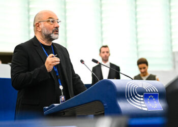 Σάκης Αρναούτογλου προς Κομισιόν: Η Κυβέρνηση βάζει λουκέτο στα ΕΛΤΑ – Λουκέτο και στους κατοίκους της Υπαίθρου