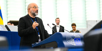 Σάκης Αρναούτογλου προς Κομισιόν: Η Κυβέρνηση βάζει λουκέτο στα ΕΛΤΑ – Λουκέτο και στους κατοίκους της Υπαίθρου