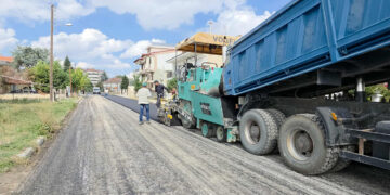 Ξεκίνησε μεγάλη εργολαβία ασφαλτοστρώσεων στην Πτολεμαΐδα – Ολική ανακατασκευή Οδών μετά από πολλά χρόνια (ρεπορτάζ της Κούλας Πουλασιχίδου)