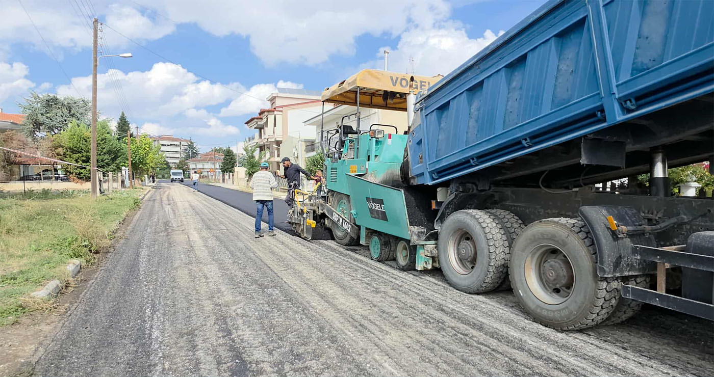 Ξεκίνησε μεγάλη εργολαβία ασφαλτοστρώσεων στην Πτολεμαΐδα – Ολική ανακατασκευή Οδών μετά από πολλά χρόνια (ρεπορτάζ της Κούλας Πουλασιχίδου)
