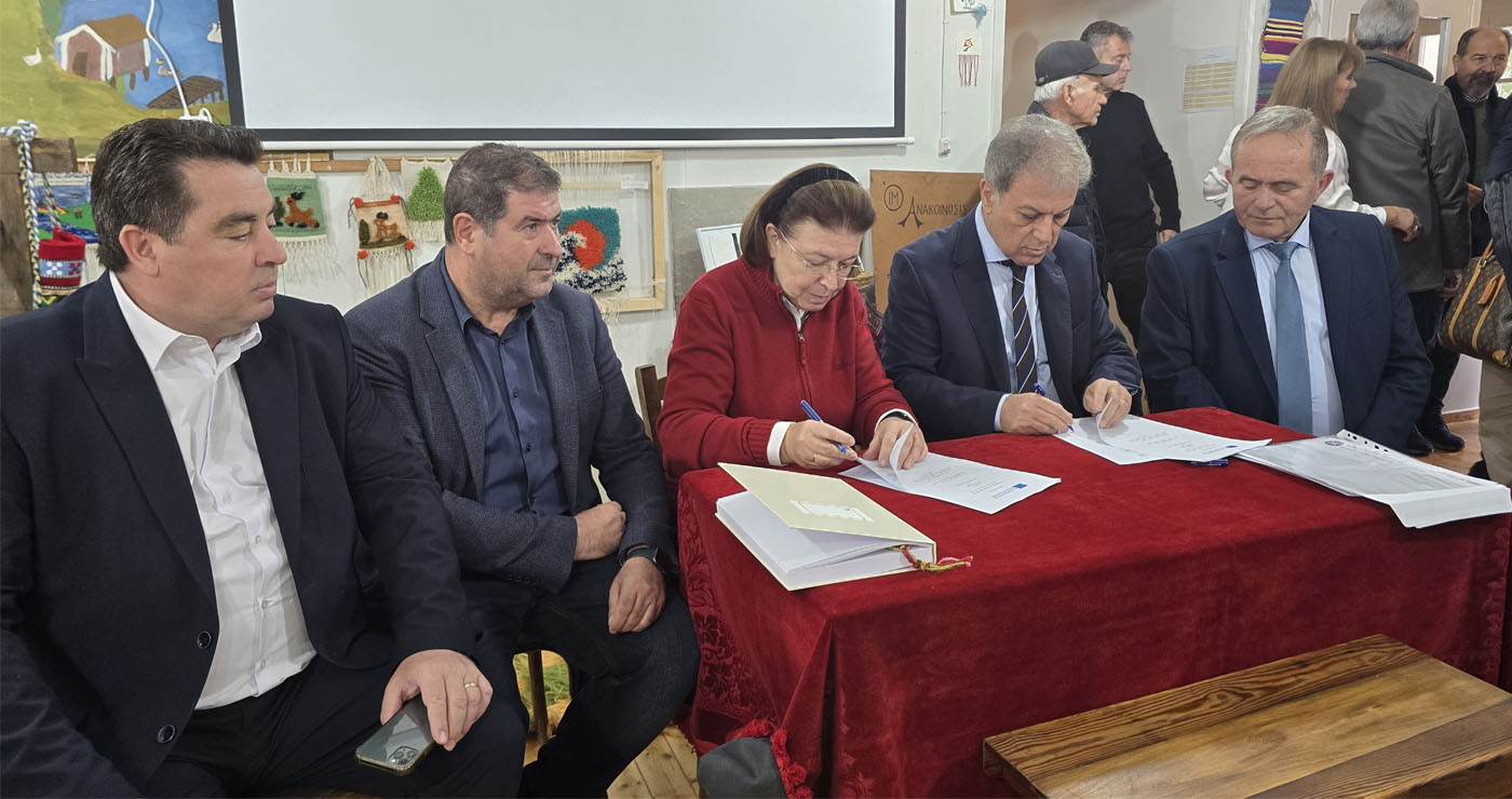 Η Λ. Μενδώνη υπέγραψε τη συντήρηση του Ι.Ν. Αγ. Νικολάου Κοζάνης και του Γεφυριού του Πασά στα Γρεβενά (Βίντεο)