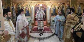 Μηλοχώρι Εορδαίας: Με κατάνυξη η Θεία Λειτουργία στην Ιερά Μονή Αγίας Παρασκευής προεξάρχοντος του Μητροπολίτη Ειρηναίου