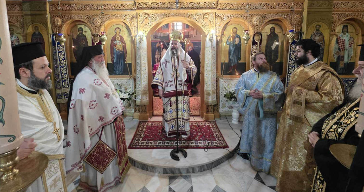 Μηλοχώρι Εορδαίας: Με κατάνυξη η Θεία Λειτουργία στην Ιερά Μονή Αγίας Παρασκευής προεξάρχοντος του Μητροπολίτη Ειρηναίου