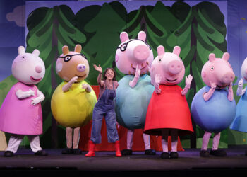 “Οι περιπέτειες της Πέππα” έρχονται στην Πτολεμαΐδα – Για 1 μόνο παράσταση την Κυριακή 2/11