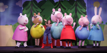 “Οι περιπέτειες της Πέππα” έρχονται στην Πτολεμαΐδα – Για 1 μόνο παράσταση την Κυριακή 2/11