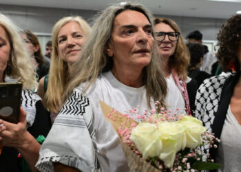 Πέτη Πέρκα για την κράτηση στο Ισραήλ: Χωρίς φαΐ και νερό, λέγαμε συνθήματα